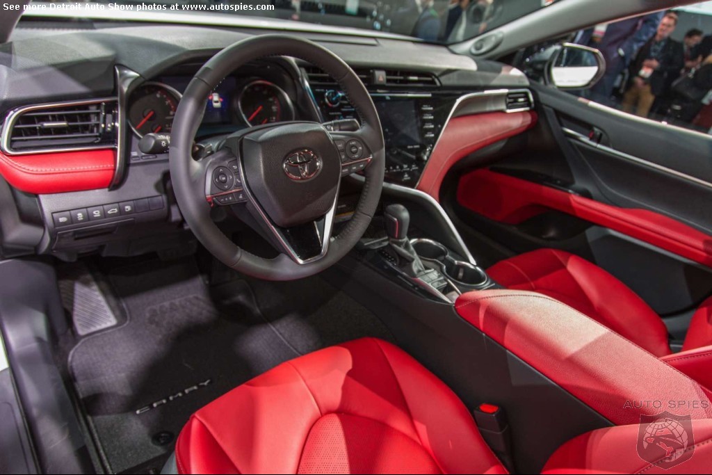 #NAIAS: The 2018 Toyota Camry's AGGRESSION Continues On The INSIDE