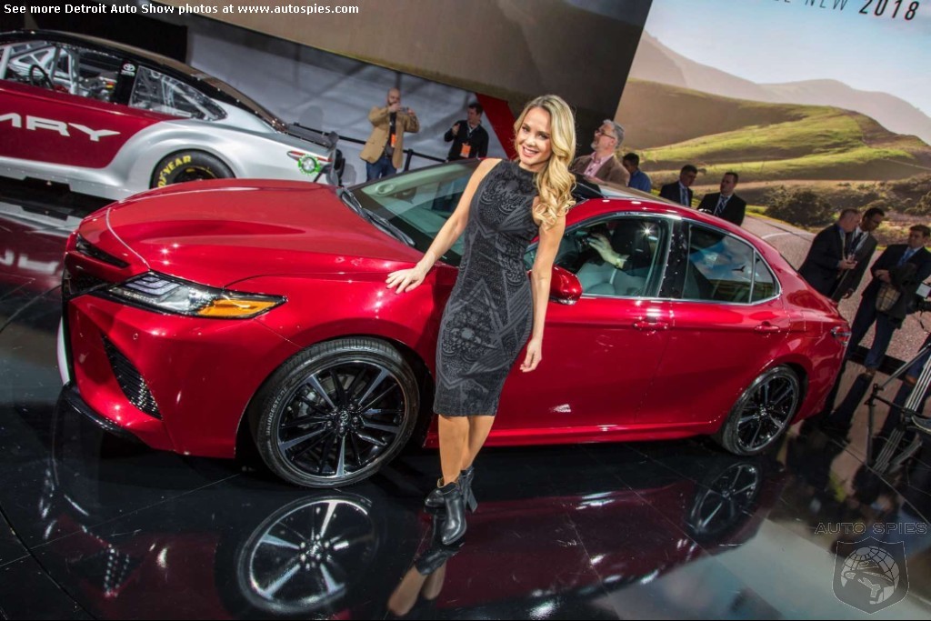 #NAIAS: The 2018 Toyota Camry's AGGRESSION Continues On The INSIDE