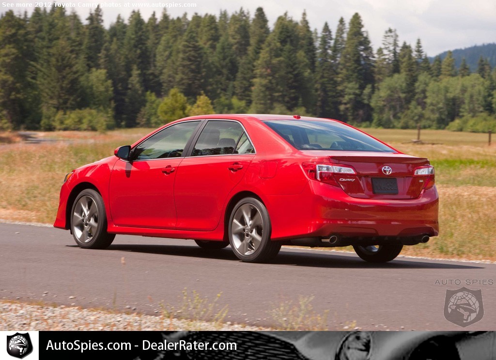 which car is better honda accord or toyota camry 2012 #1