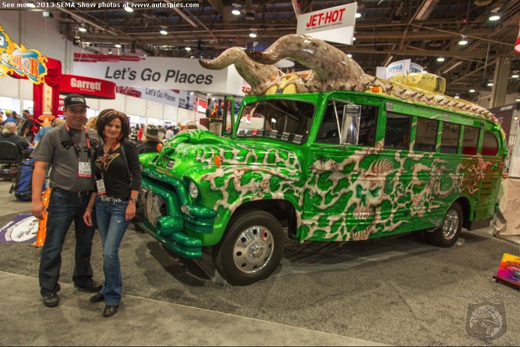 LIVE FROM SEMA! OVER 800 Photos From Day ONE Of SEMA 2013! AutoSpies